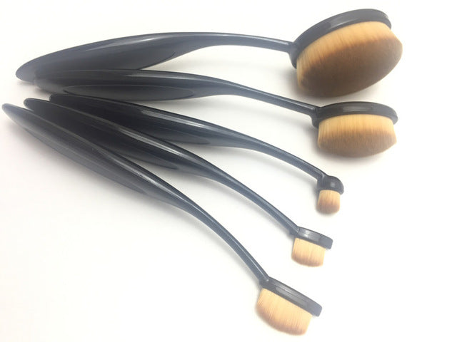 Need Vanity ™ - 5 Piece Professional Oval Brush Set